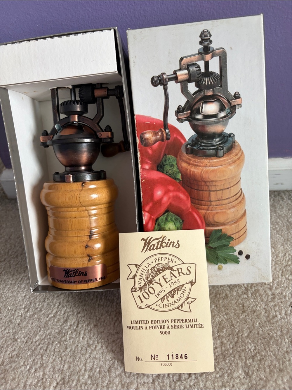 NRFB Watkins Limited Edition Wooden Pepper Mill - Natural Wood & Bronze
